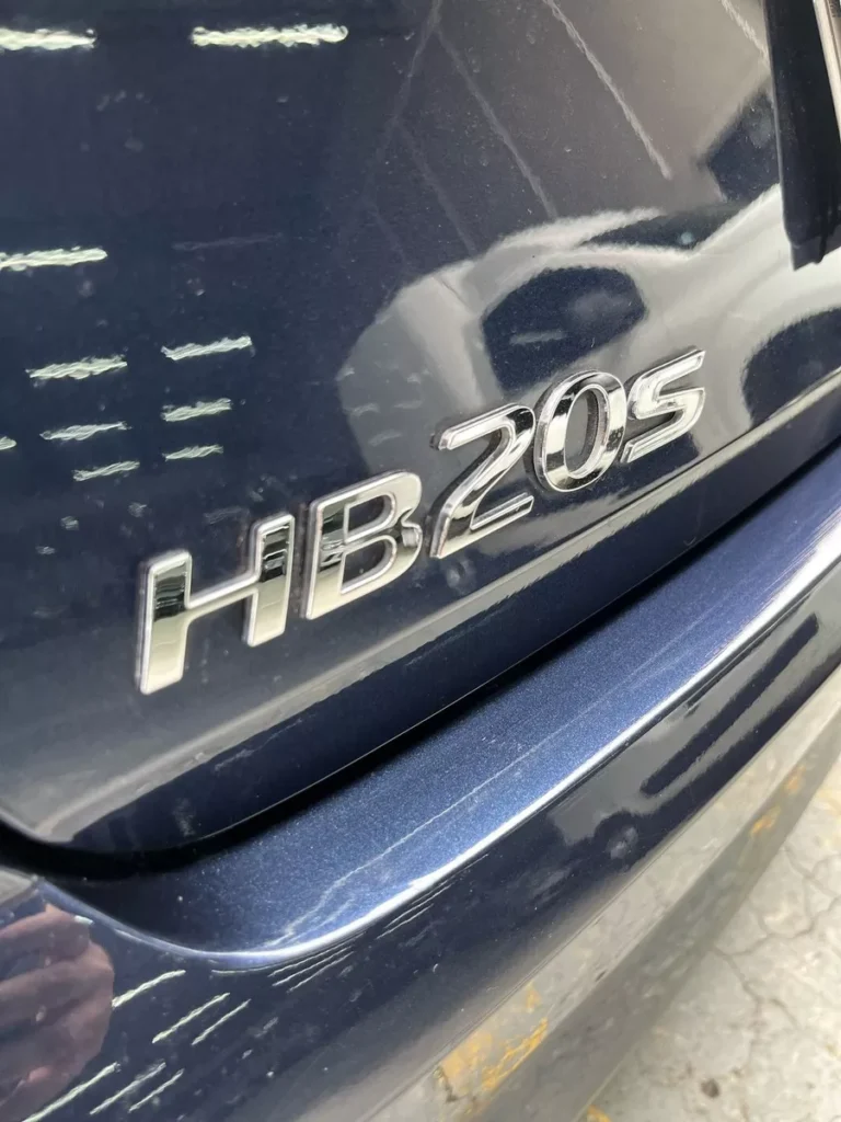 D_NQ_NP_2X_625096-MLB82840902726_032025-F-hyundai-hb20s-10-comfort-flex-4p