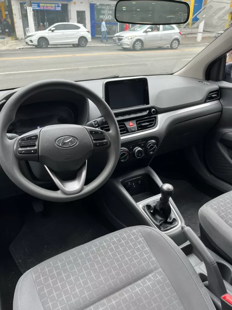 D_NQ_NP_2X_810650-MLB82840942060_032025-F-hyundai-hb20s-10-comfort-flex-4p