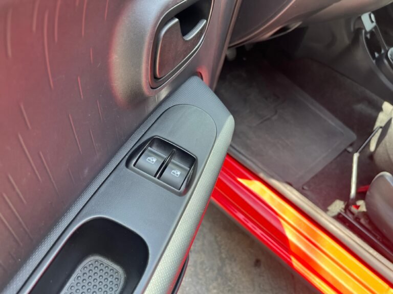 WhatsApp Image 2025-09-19 at 12.48.02