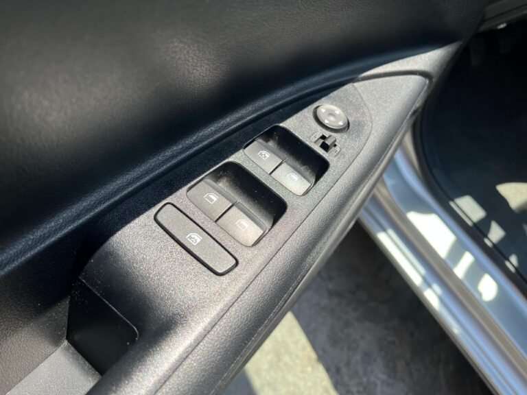 WhatsApp Image 2025-10-07 at 17.55.38 (7)