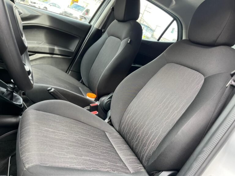 WhatsApp Image 2025-11-17 at 16.47.09