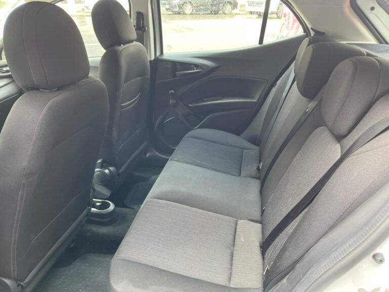 WhatsApp Image 2025-11-17 at 16.52.02