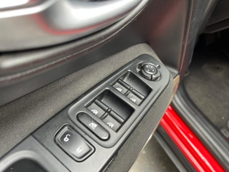 WhatsApp Image 2026-02-09 at 10.50.55 - Copia